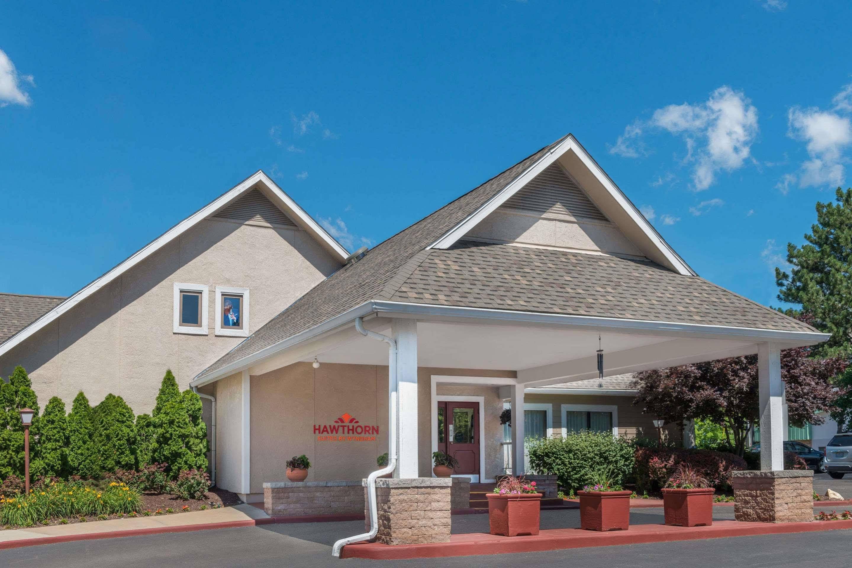 Value Suites Extended Stay - St Louis Maryland Heights Bagian luar foto