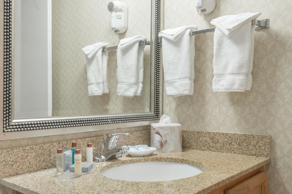 Value Suites Extended Stay - St Louis Maryland Heights Bagian luar foto