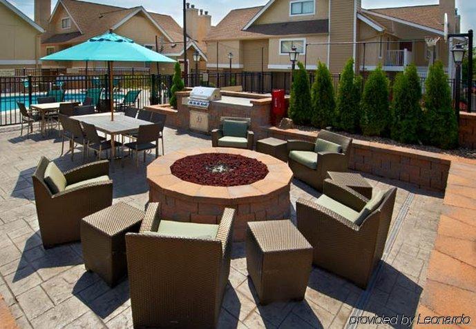 Value Suites Extended Stay - St Louis Maryland Heights Bagian luar foto
