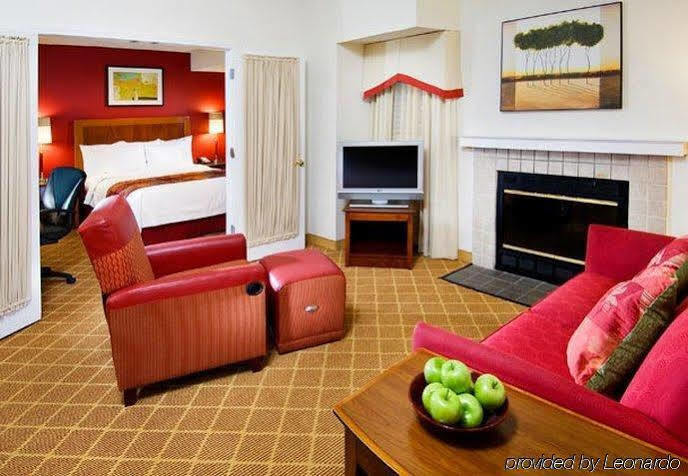Value Suites Extended Stay - St Louis Maryland Heights Bagian luar foto
